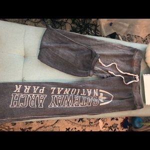 STL Archway Sweatpants